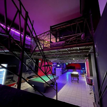 The Bachelor Bar - Bunker | Private Club Villa Budapest Bagian luar foto
